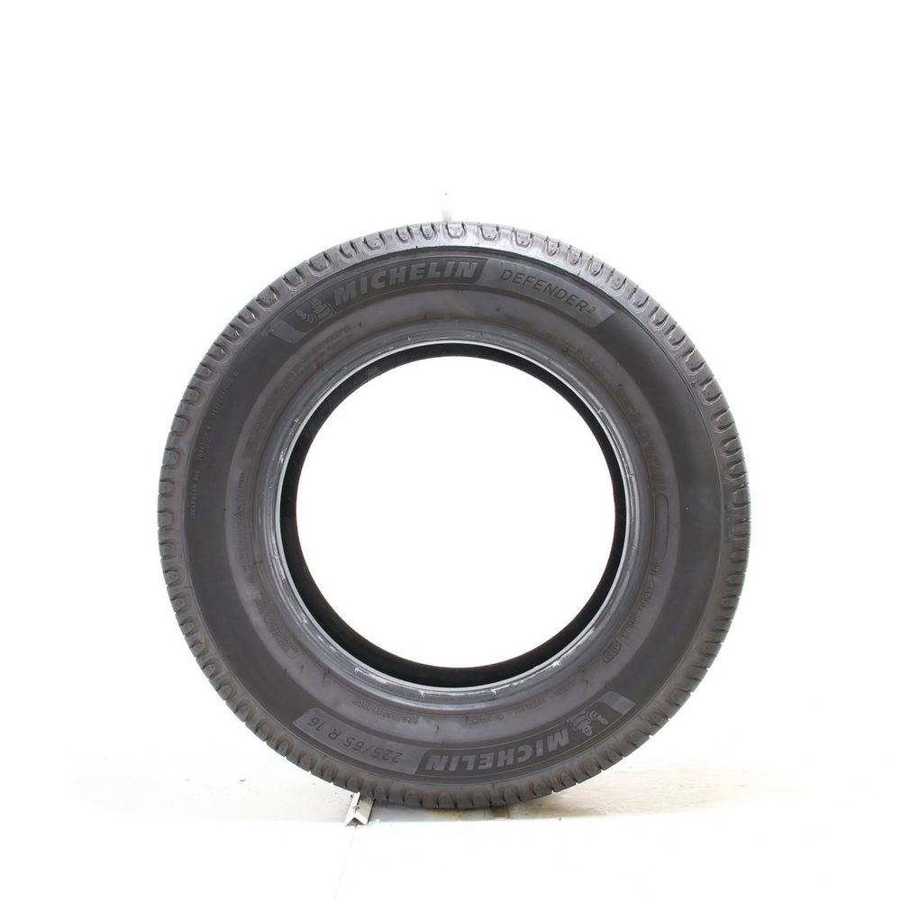 Used 225/65R16 Michelin Defender 2 100H - 8.5/32 - Image 3