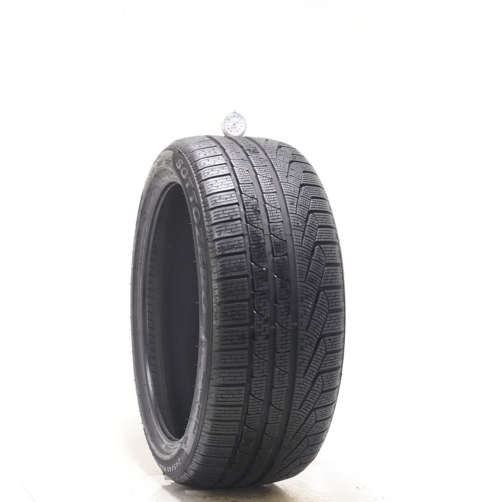 Set of (2) Used 245/40R20 Pirelli Sottozero Winter 240 Serie II 99V - 9.5/32 - Image 1