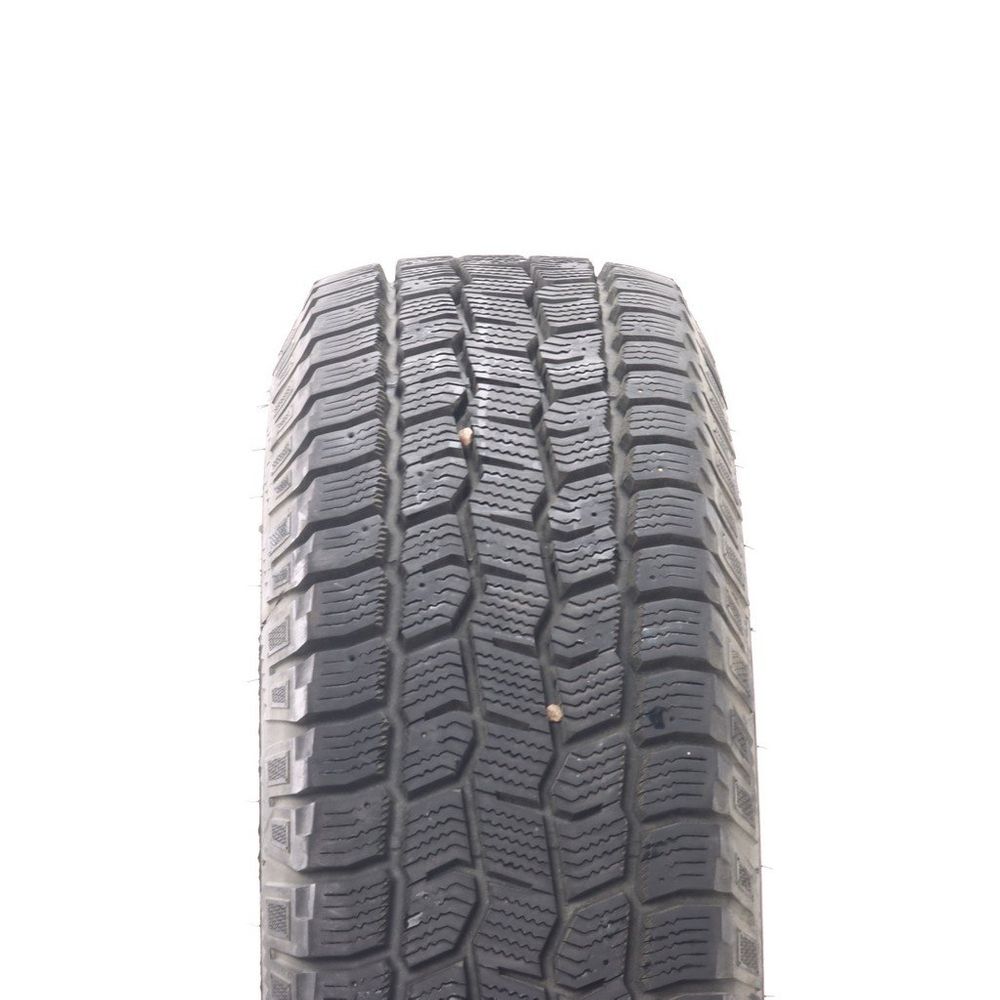 Used LT 265/75R16 Cooper Discoverer Snow Claw 123/120R E - 15/32 - Image 2