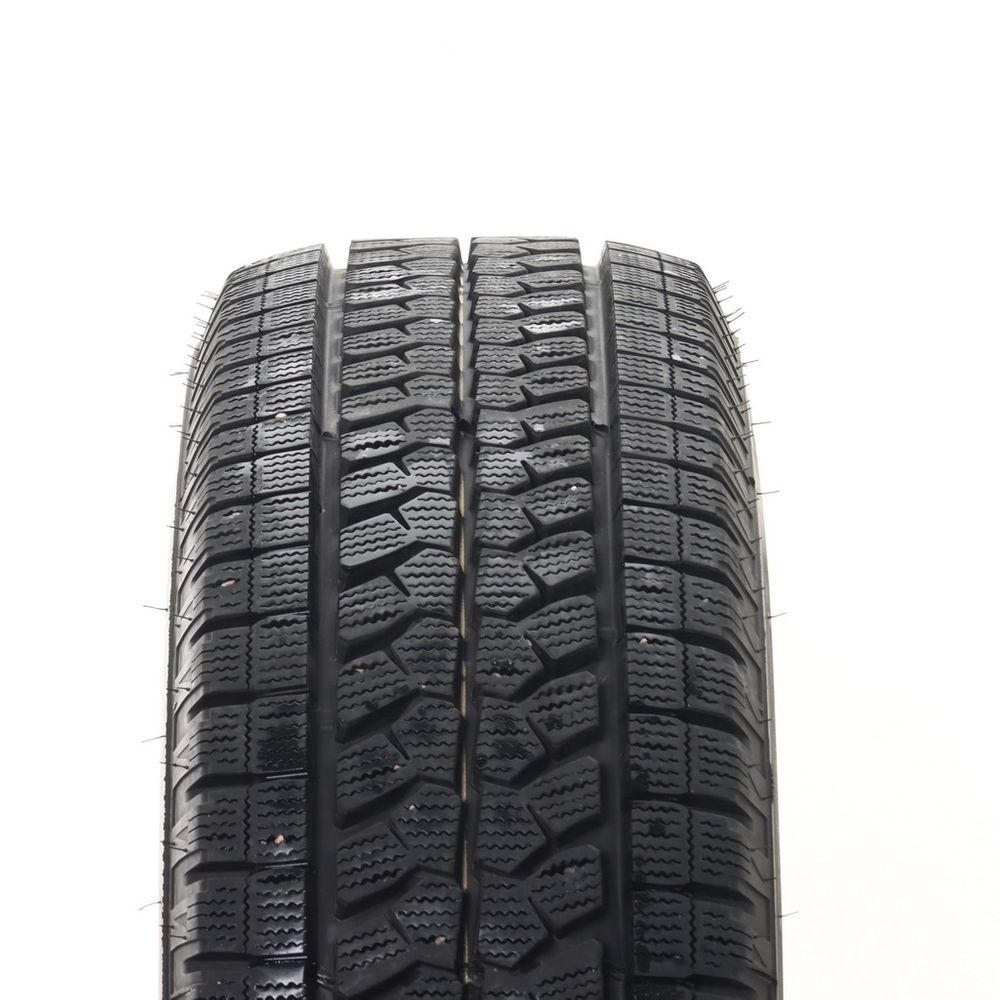 Used LT 275/70R18 Bridgestone Blizzak LT 125/122R E - 15.5/32 - Image 2
