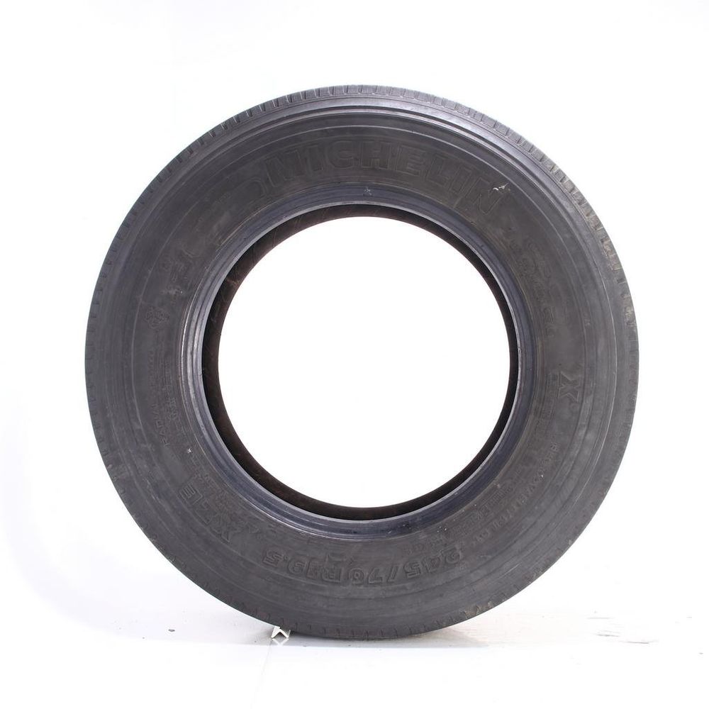 Set of (2) Used 245/70R19.5 Michelin XZE 1N/A - 11.5-12.5/32 - Image 3