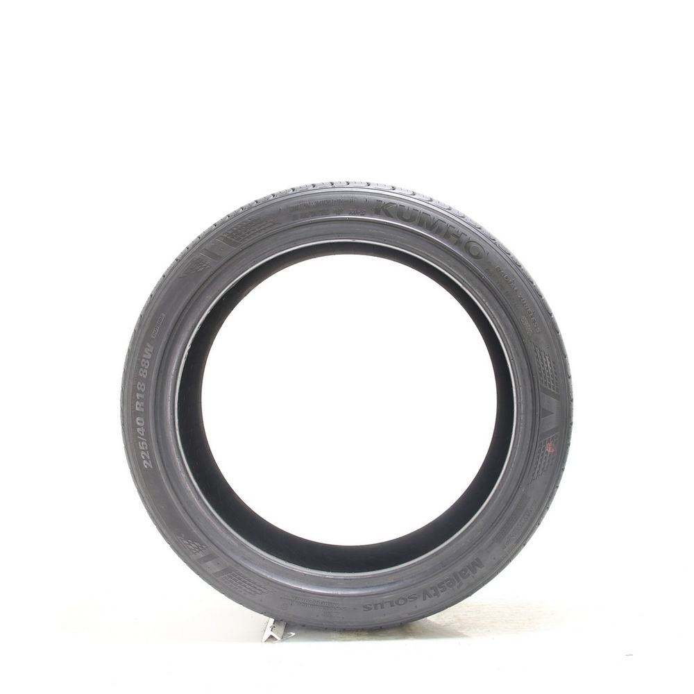 Set of (2) Driven Once 225/40R18 Kumho Majesty Solus KU50 88W - 9/32 - Image 3