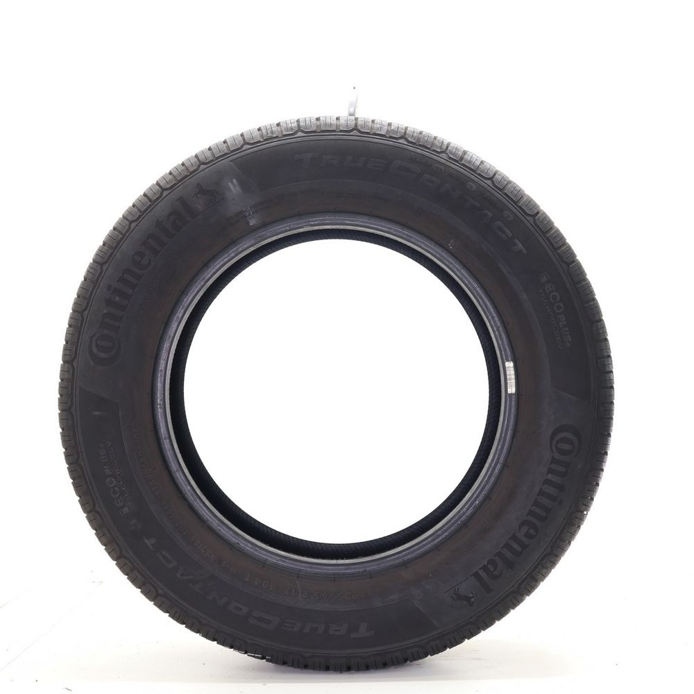 Set of (2) Used 235/65R17 Continental TrueContact 104T - 7.5-8/32 - Image 6