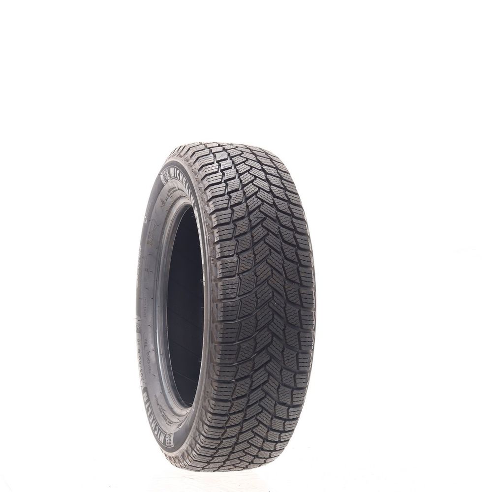 Set of (4) New 205/60R16 Michelin X-Ice Snow 96H - Image 1