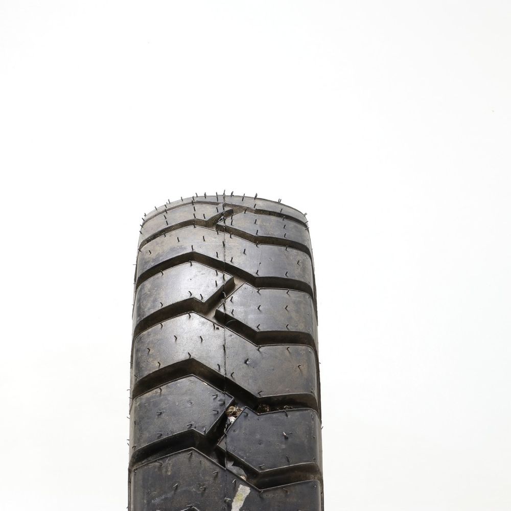 Used 7-15 Titan Industrial Deep Traction 1N/A - 15/32 - Image 2