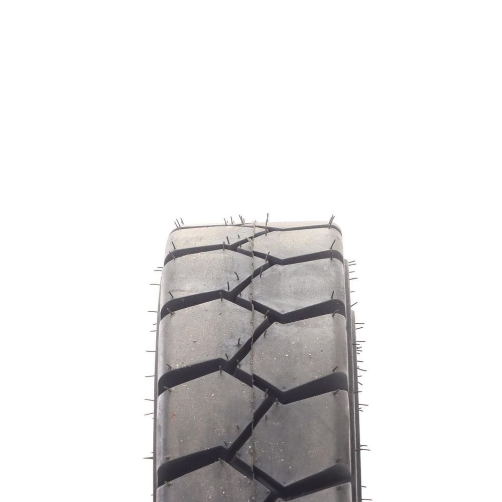 New 7-12 Carlisle Premium Wide Trac 1N/A - Image 2