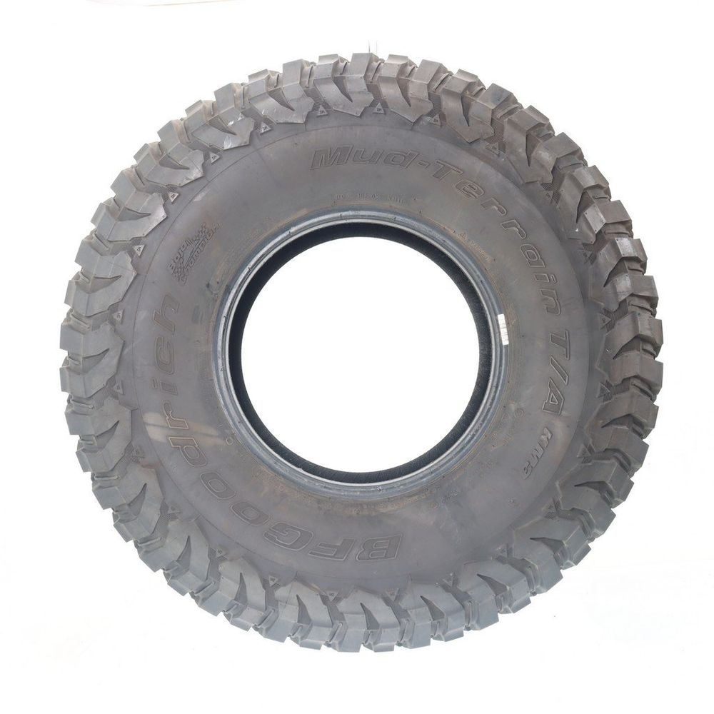 Used LT 35X12.5R15 BFGoodrich Mud-Terrain T/A KM3 113Q C - 12/32 - Image 3