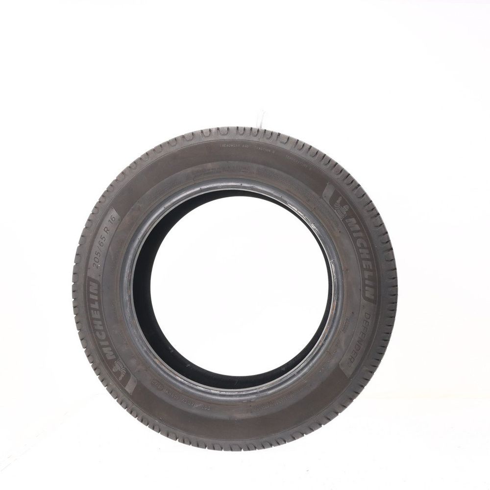 Set of (2) Used 205/65R16 Michelin Defender 2 95H - 8.5-9.5/32 - Image 6