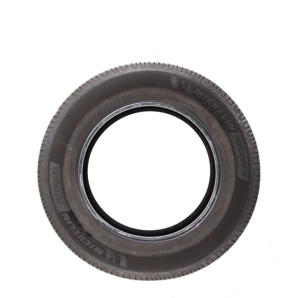 Set of (2) Used 235/65R17 Michelin Defender 2 104H - 8.5/32 - Image 2