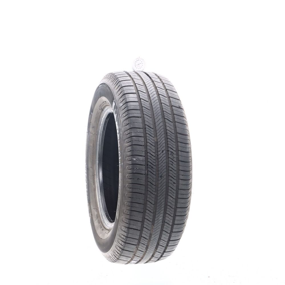 Set of (4) Used 235/65R16 Michelin Defender 2 103H - 9-9.5/32 - Image 4