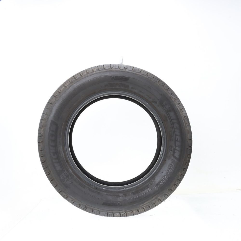 Set of (2) Used 215/65R16 Michelin Defender T+H 98H - 9-9.5/32 - Image 3