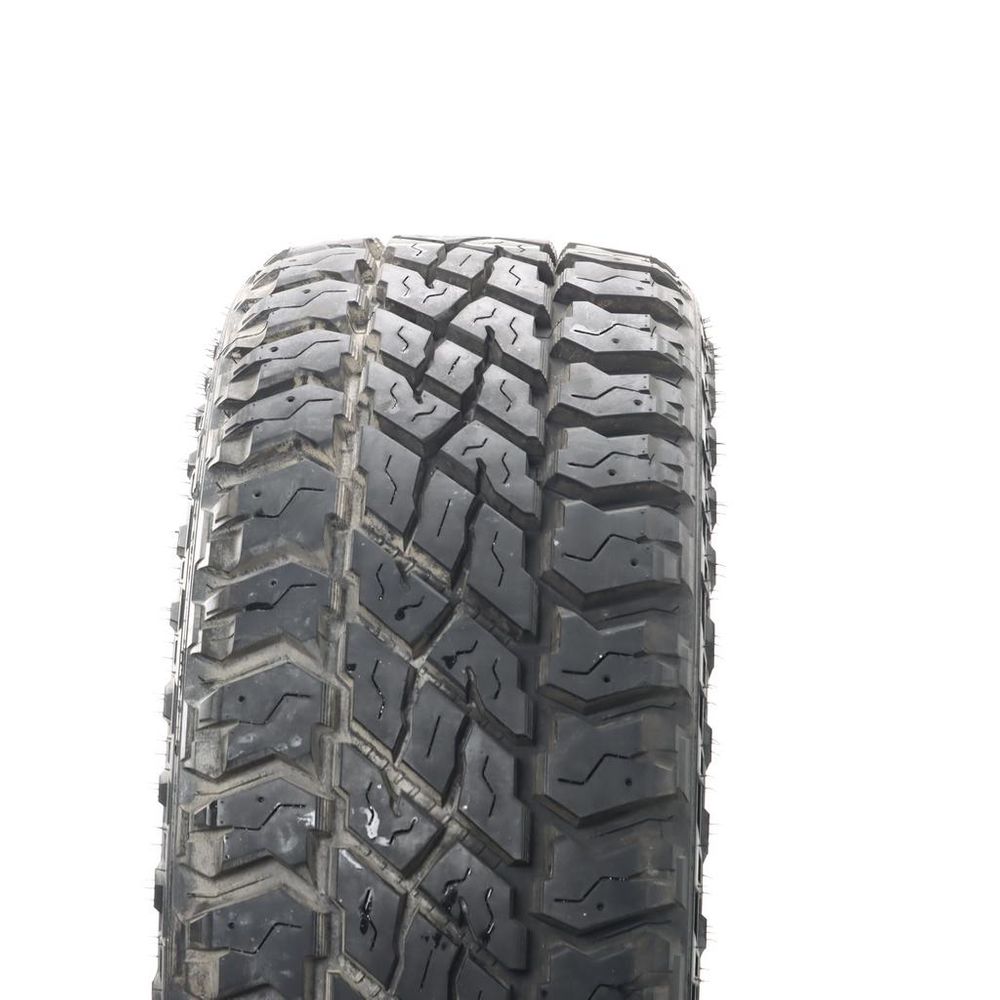 Used LT 285/60R20 Cooper Discoverer S/T Maxx 125/122Q E - 17.5 - Image 2