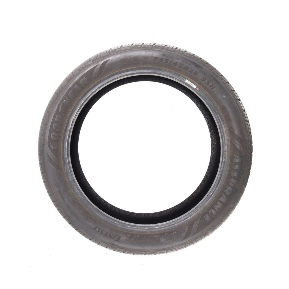Used 235/45R19 Goodyear Assurance Finesse 95H - 8.5/32 - Image 3