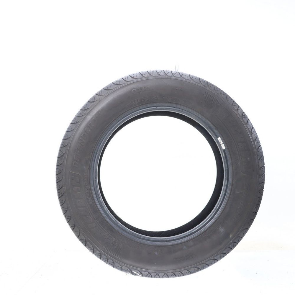 Set of (4) Used 225/65R17 Michelin Defender T+H 102H - 9/32 - Image 3