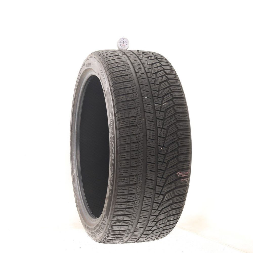 Used 275/40R22 Hankook Winter iCept evo2 SUV AO 107V - 7/32 - Image 1