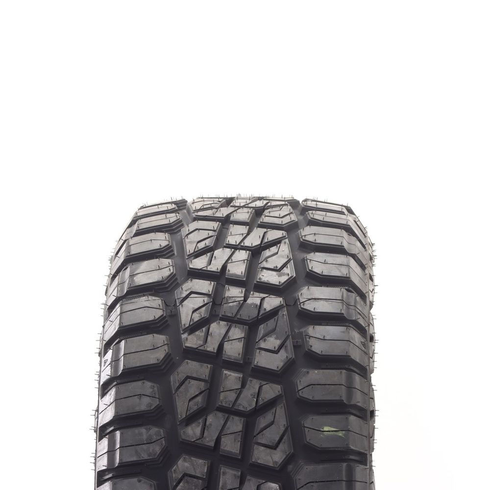 New 215/55R18 Delinte DX-20 Bandit X/T 99V - Image 2
