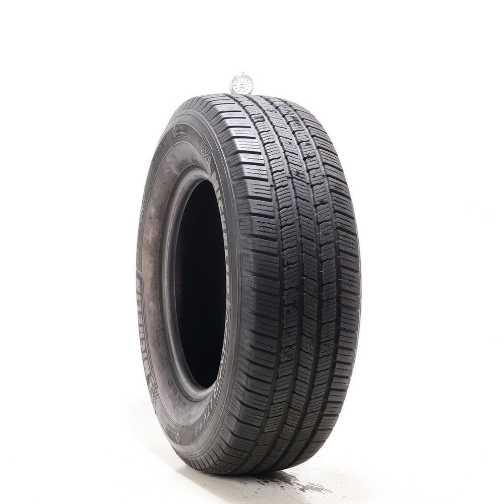 Used 255/70R17 Michelin Defender LTX M/S 112T - 10/32 - Image 1
