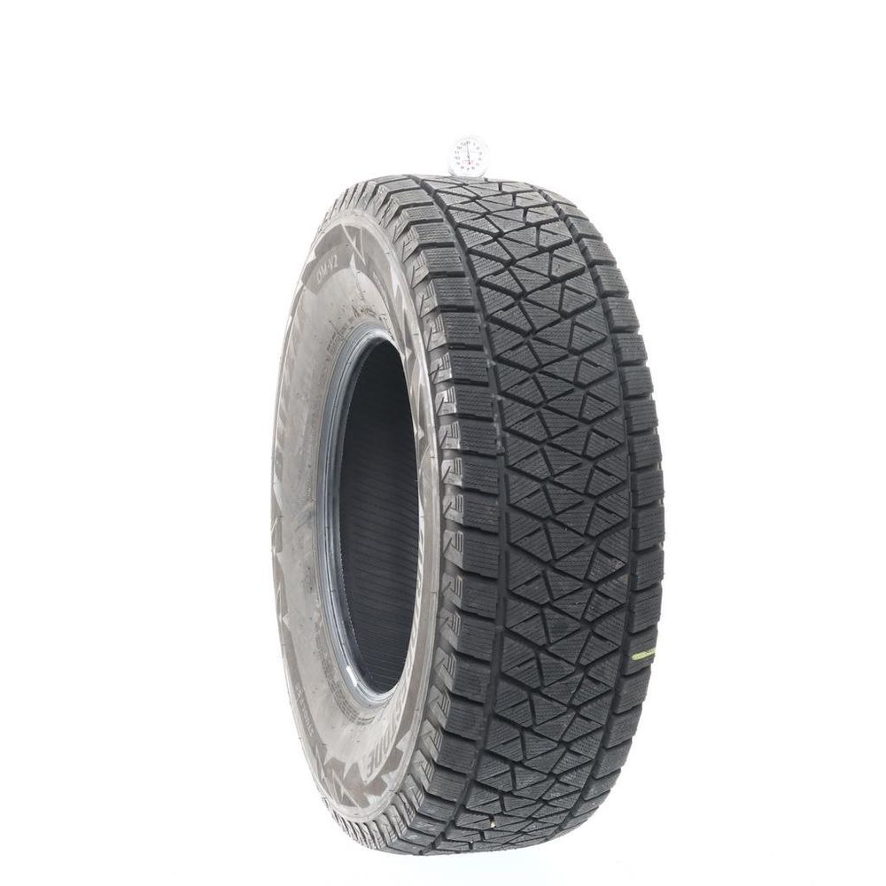 Set of (2) Used 265/70R16 Bridgestone Blizzak DM-V2 112R - 13-13.5/32 - Image 4