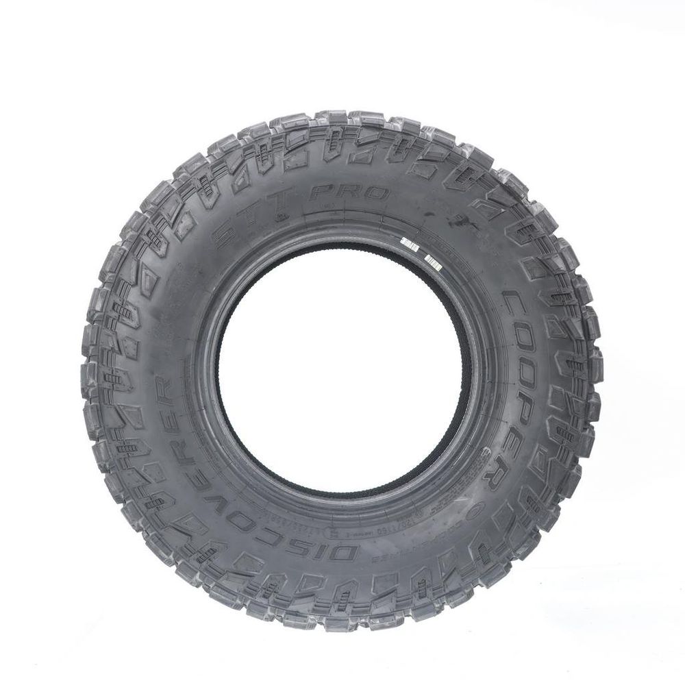 New LT 235/85R16 Cooper Discoverer STT Pro 120/116Q E - Image 3