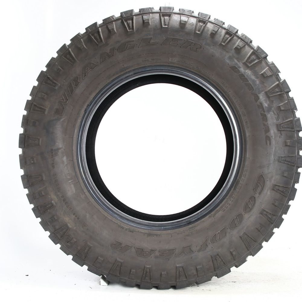 Used LT 285/75R18 Goodyear Wrangler Duratrac 129/126Q E - 11/32 - Image 3