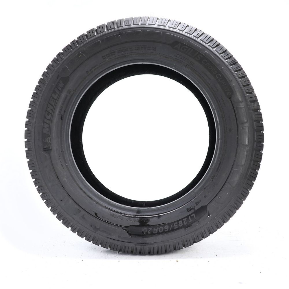 Set of (2) Used LT 285/60R20 Michelin Agilis CrossClimate  125/122R E - 9.5-10.5/32 - Image 6