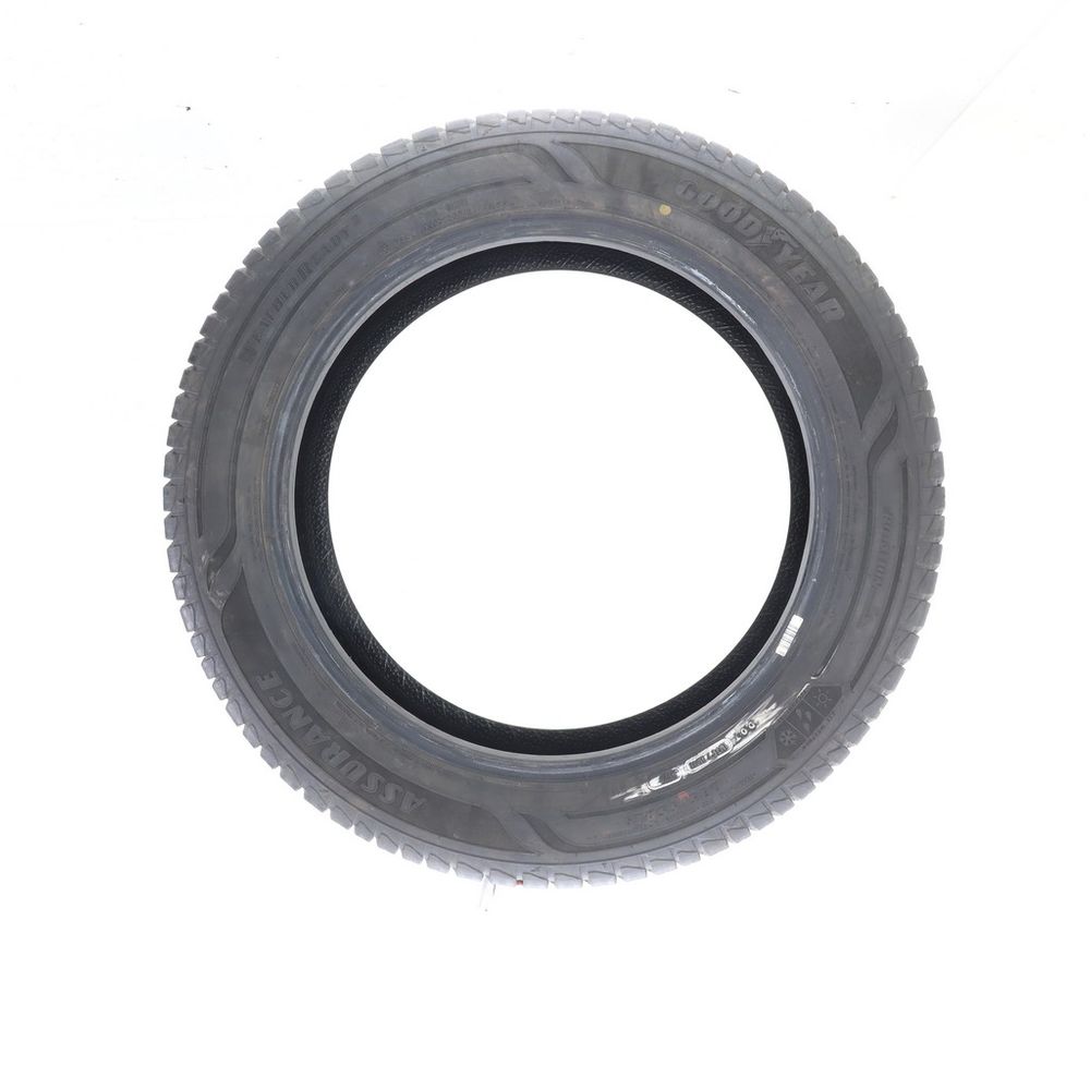 Used 235/55R19 Goodyear Assurance WeatherReady 2 105V - 10/32 - Image 3