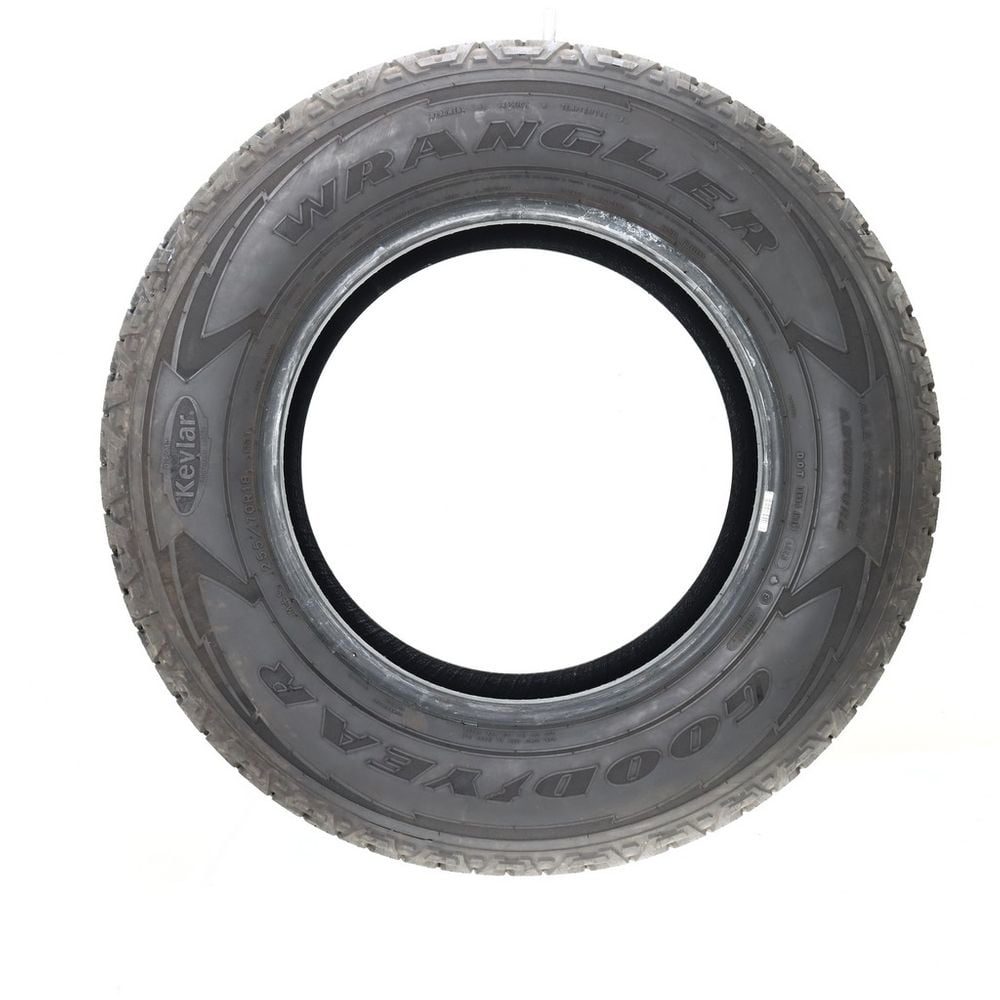 Set of (4) Used 255/70R18 Goodyear Wrangler All-Terrain Adventure Kevlar 113T - 10-11/32 - Image 3