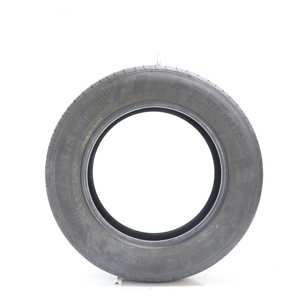 Set of (2) Used 225/65R17 Kumho Solus TA11 102T - 5.5-6.5/32 - Image 3