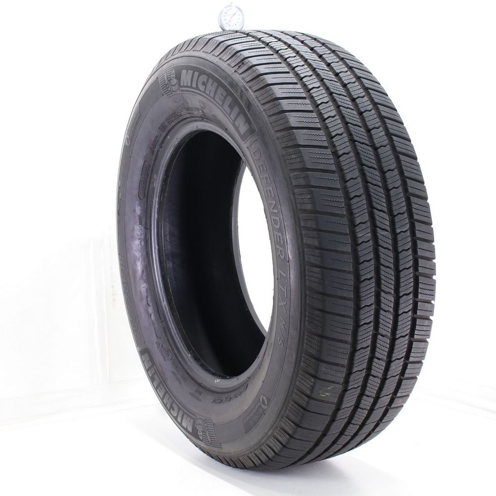 Used 265/70R18 Michelin Defender LTX M/S 116T - 8.5/32 - Image 1
