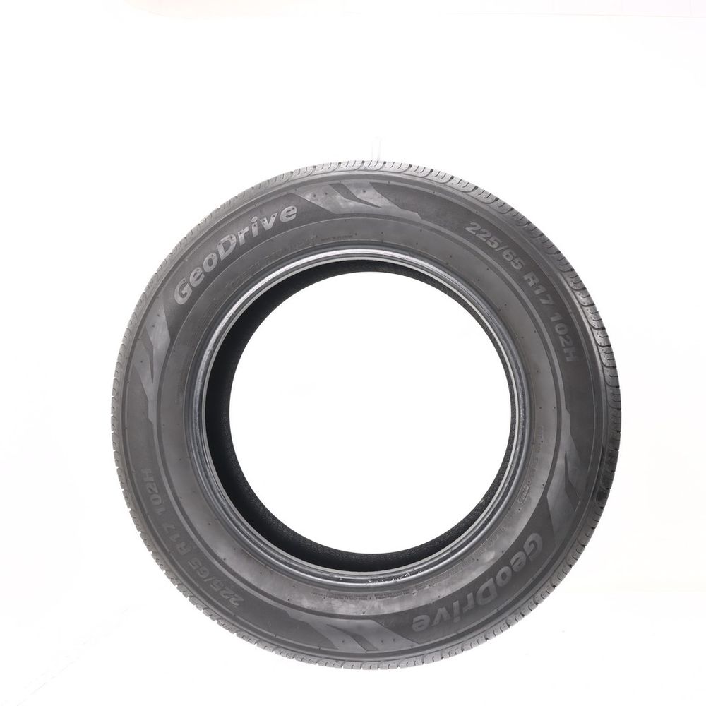 Set of (2) Used 225/65R17 GeoDrive KH16 102H - 7.5-8.5/32 - Image 6