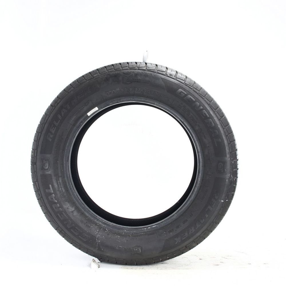 Set of (4) Used 225/65R17 General Reliatrek 102H - 6.5-8/32 - Image 3