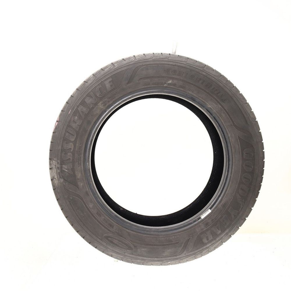 Used 235/60R17 Goodyear Assurance ComfortDrive 102H - 7.5/32 - Image 3