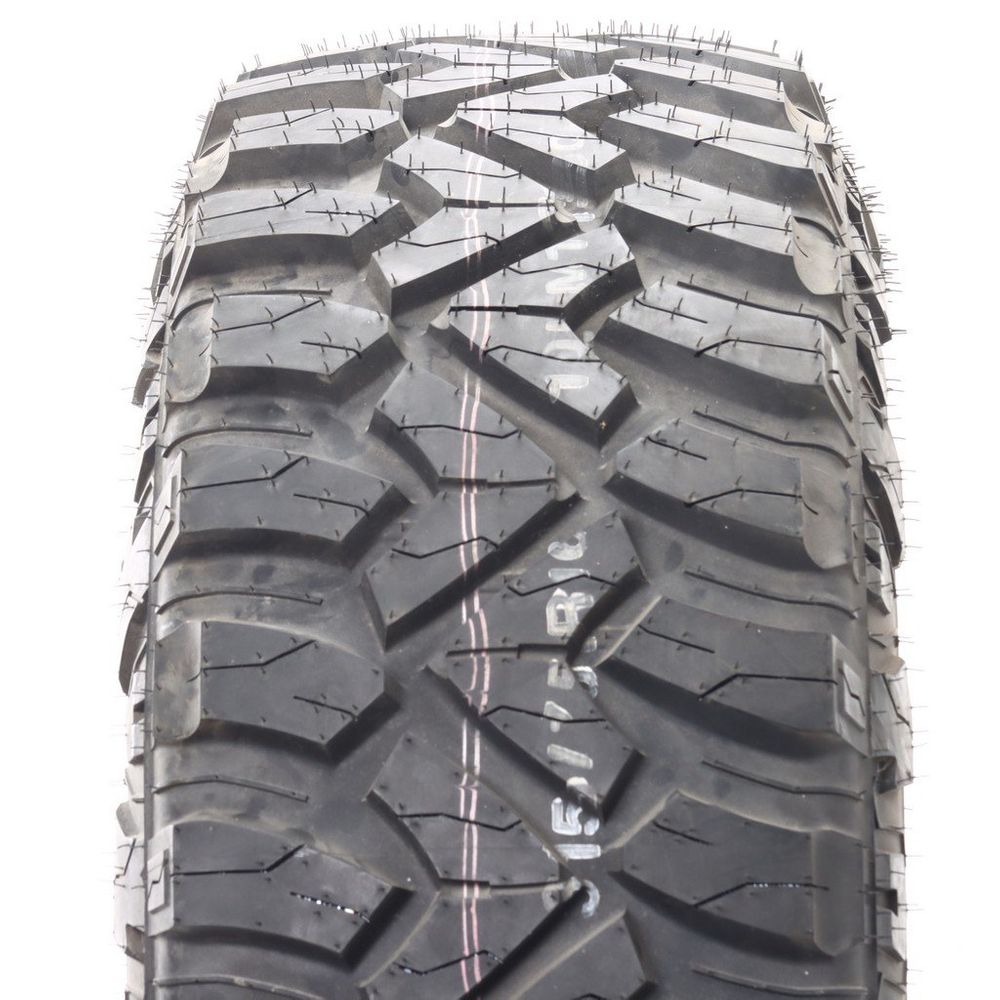 Set of (2) Used LT 315/75R16 Kumho Road Venture MT71 127/124Q E - 18-19/32 - Image 5