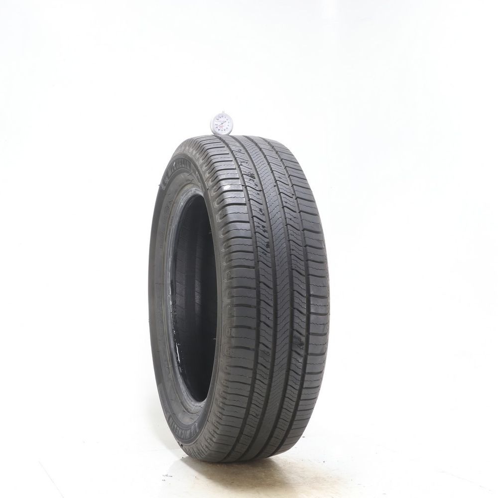 Set of (4) Used 225/60R18 Michelin Defender 2 100H - 8.5-10/32 - Image 4