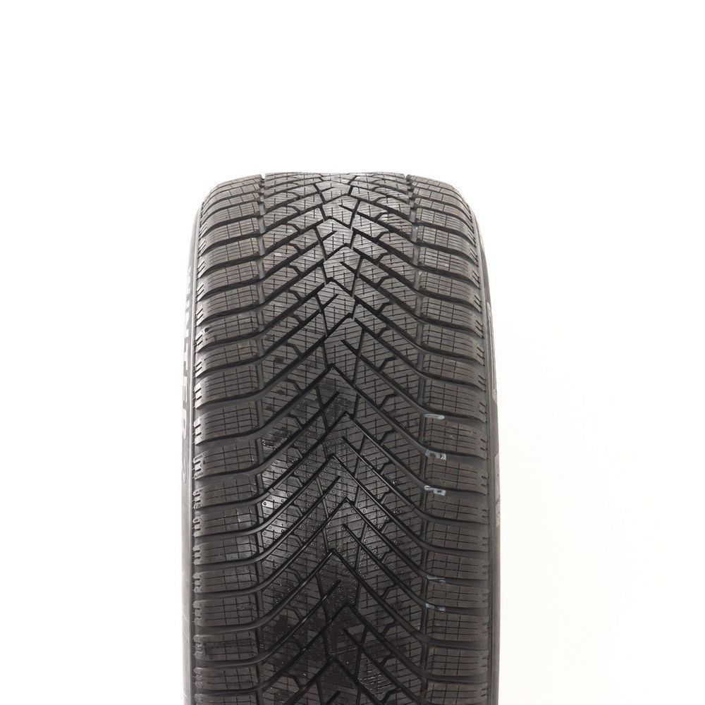 Set of (2) New 275/40R22 Pirelli Scorpion Winter 2 Run Flat 108V - Image 2
