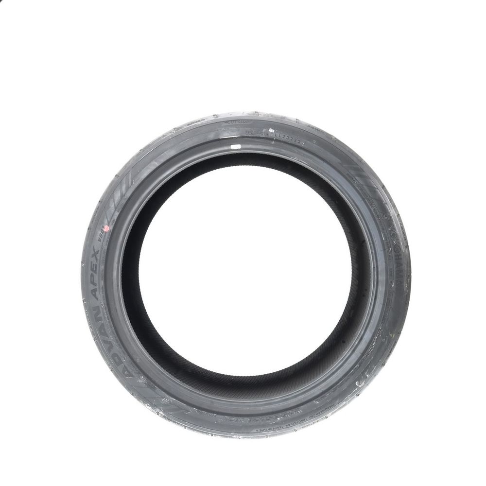 Set of (2) New 275/35R20 Yokohama Advan Apex V601 102Y - Image 3