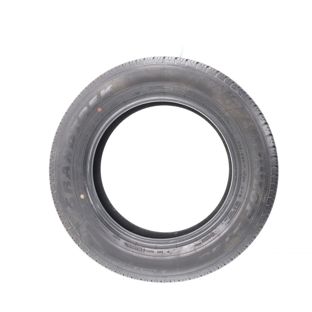 Used P 225/65R17 Dunlop Grandtrek ST30 102H - 9/32 - Image 3