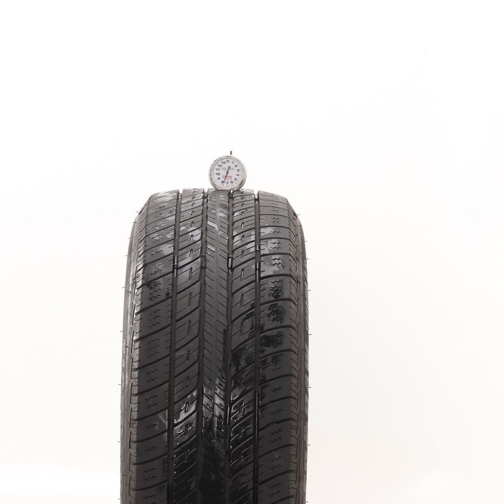Used 225/60R17 Uniroyal Tiger Paw Touring A/S 99H - 7.5/32 - Image 2
