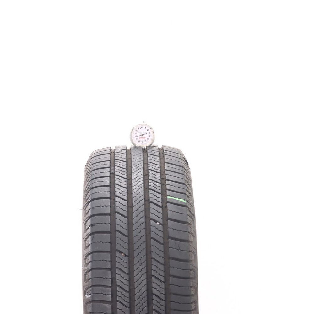 Set of (2) Used 215/60R17 Michelin Defender 2 96H - 10/32 - Image 2