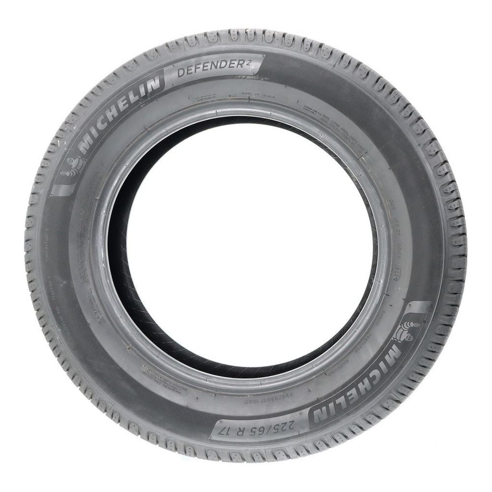 Set of (2) Driven Once 225/65R17 Michelin Defender 2 102H - 10-11/32 - Image 6