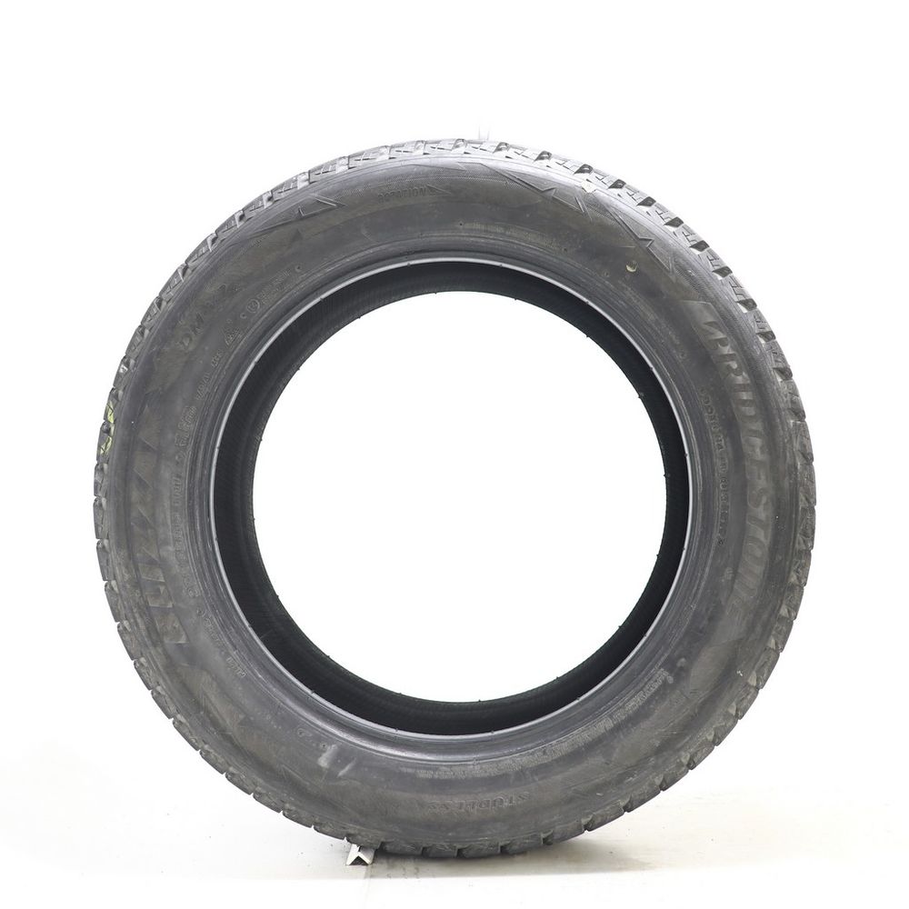 Set of (2) Used 255/55R19 Bridgestone Blizzak DM-V2 111T - 11-11.5/32 - Image 3