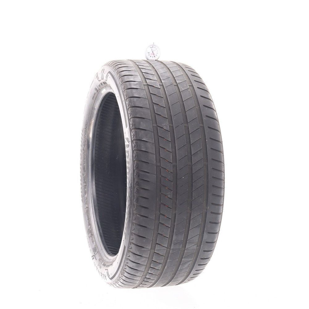 Set of (2) Used 275/40R20 Bridgestone Alenza 001 RFT 106W - 6-7.5/32 - Image 1