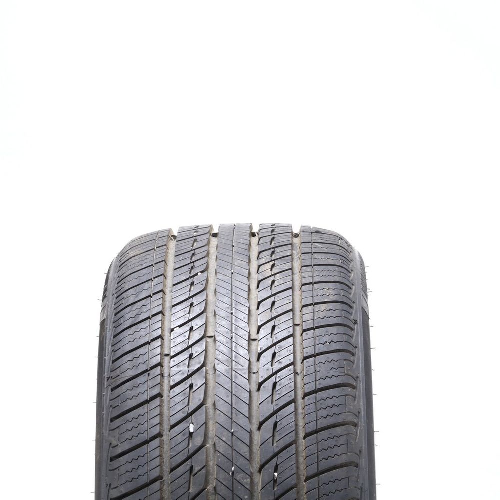 Driven Once 235/40R19 Uniroyal Tiger Paw Touring A/S 96V - 10.5/32 - Image 2