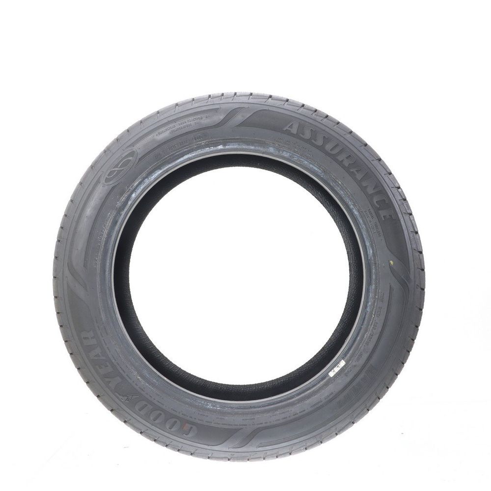 Driven Once 235/55R19 Goodyear Assurance MaxLife 101V - 13/32 - Image 3