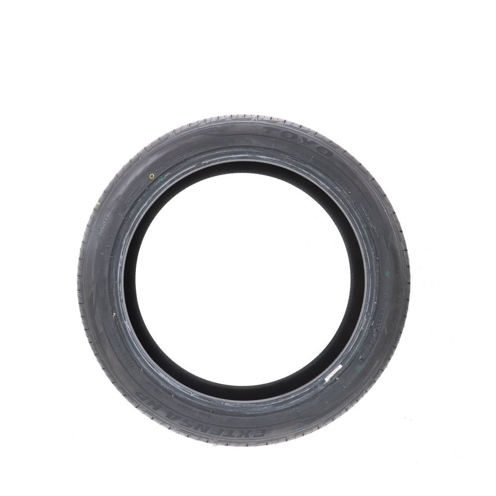 New 225/45R19 Toyo Extensa HP II 96W - Image 3