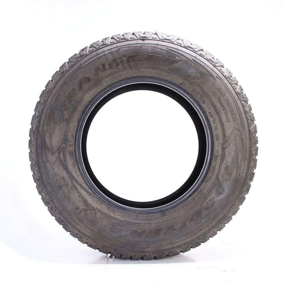 Set of (2) Used LT 275/70R18 Goodyear Wrangler All-Terrain Adventure Kevlar 125/122R E - 12.5-14/32 - Image 3