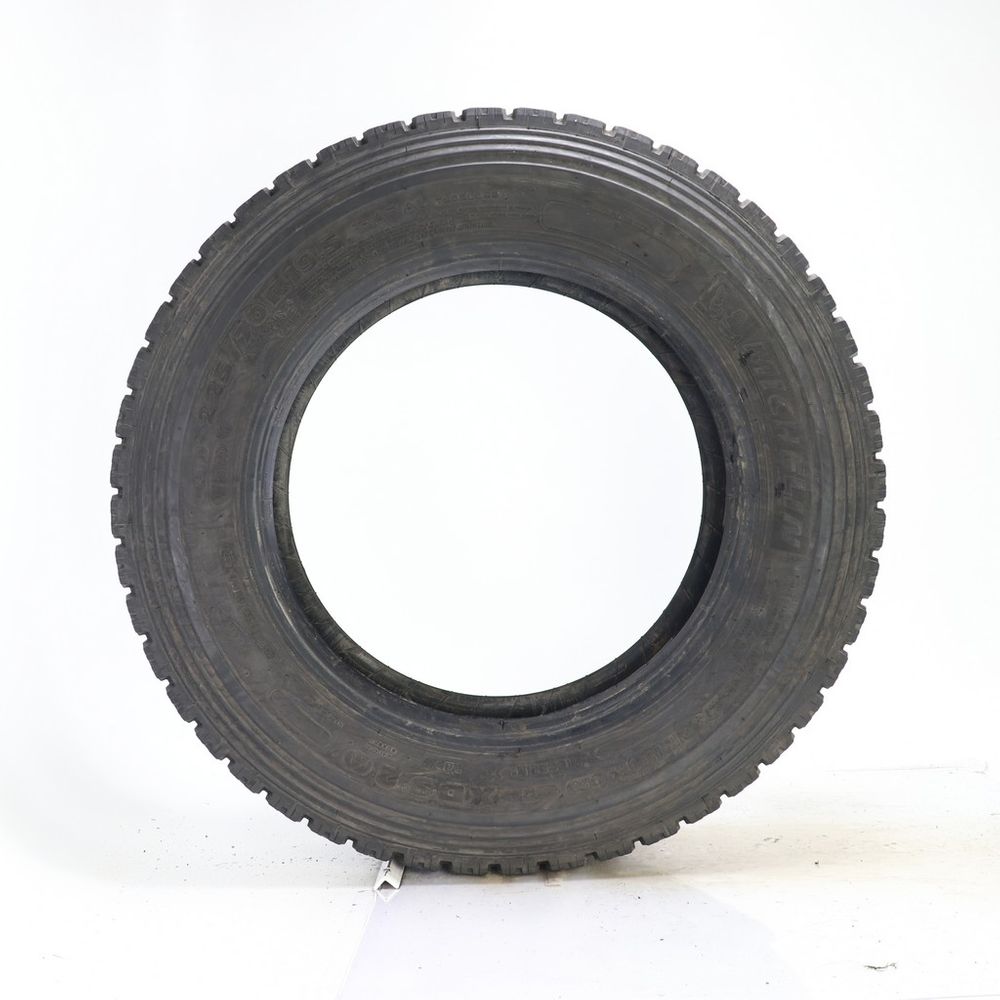 Used 225/70R19.5 Michelin XDS2 128/126N - 17/32 - Image 3