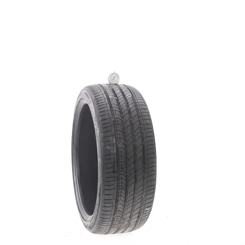 Set of (2) Used 225/40ZR19 Kumho Majesty 9 Solus TA91 93W - 8.5/32 - Image 1