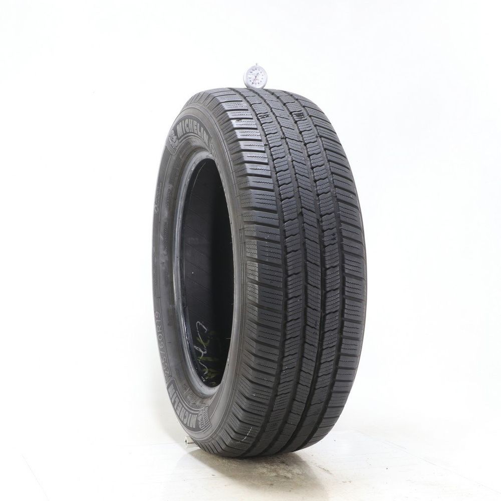 Set of (2) Used 255/60R19 Michelin Defender LTX M/S 109H - 8-9.5/32 - Image 1