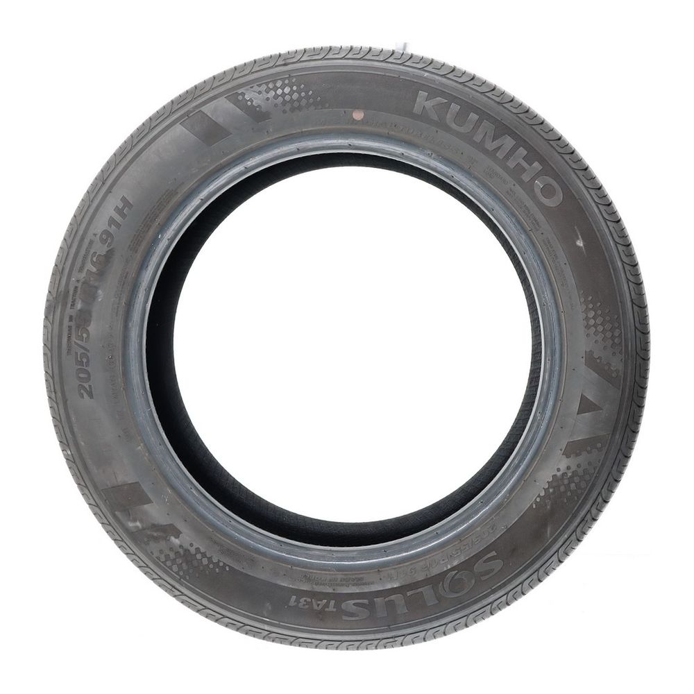 Set of (2) Used 205/55R16 Kumho Solus TA31 91H - 8-8.5/32 - Image 3